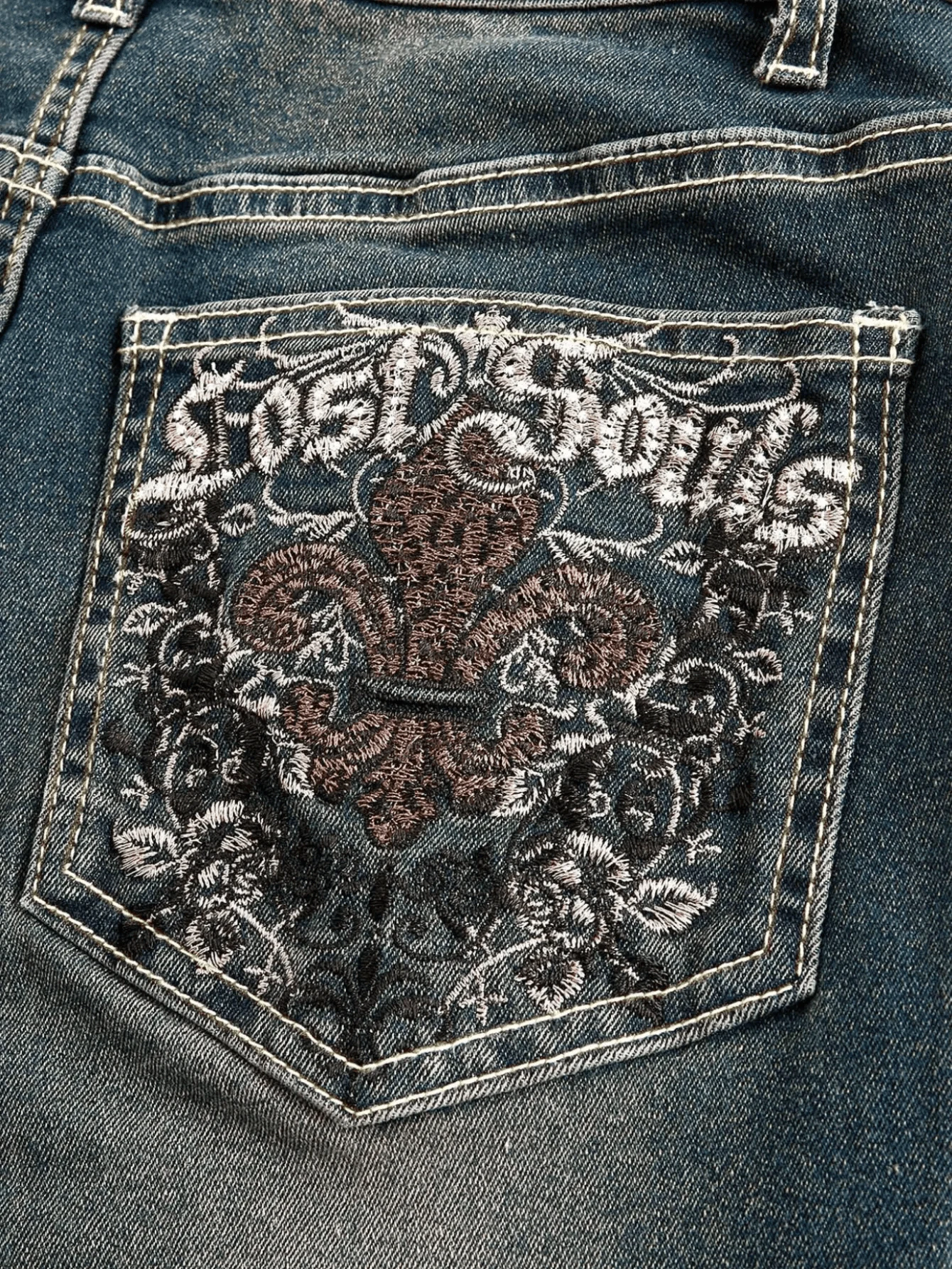 Jeans acampanados - Image 3