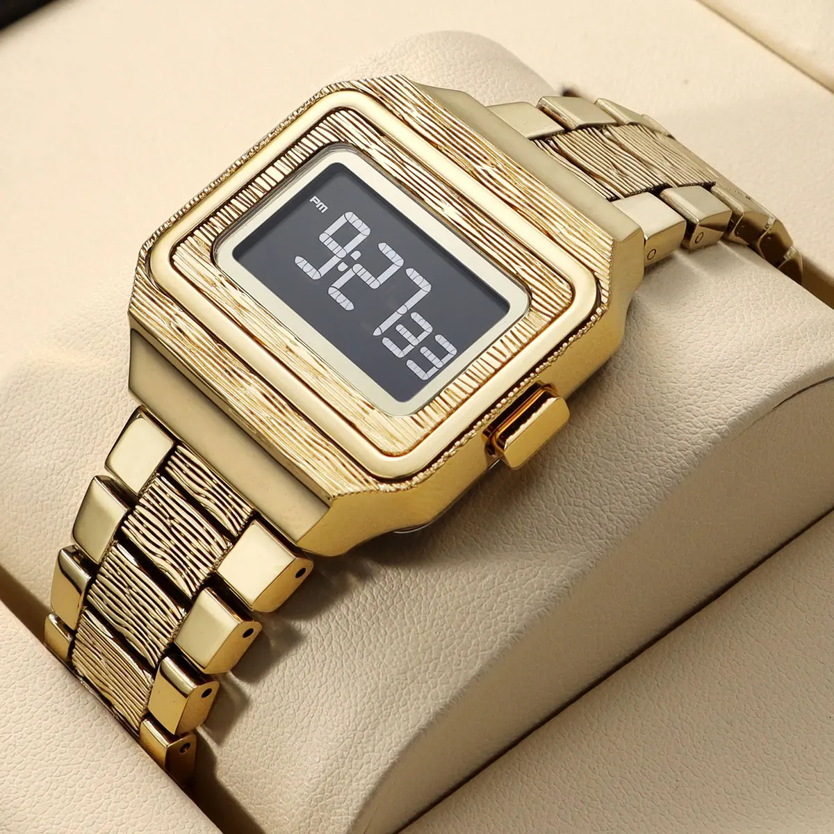 Fashion LED Digital Watch for Men Retro Simple Style Electronic Wristwatch with Stainless Steel Strap Luminous Backlight 0325 - Image 3