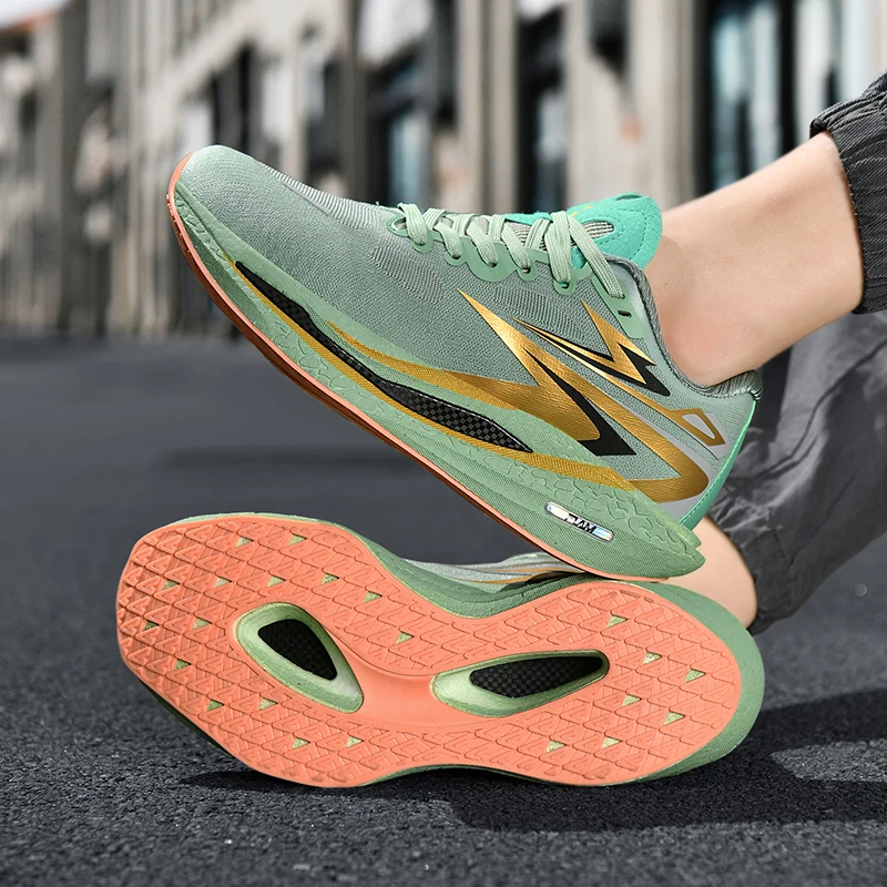 Running shoes for Outdoor use, Fashionable for Both Men and Women, Comfortable and Breathable sports and Casual shoes. black 10 - Image 2