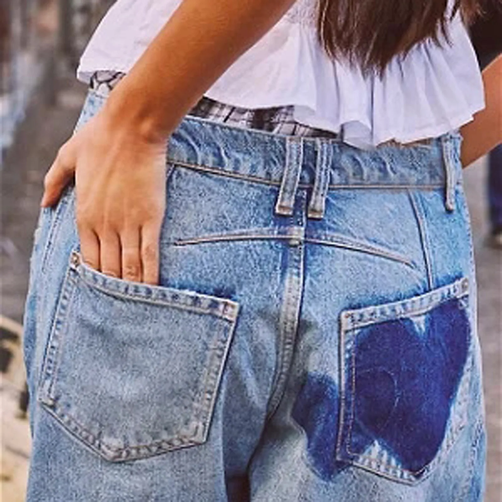 Women's Wide Leg Jeans Trendy Ladies Washed Denim Pants Chic Heart Print Jeans Modern Relaxed Fit Denim Bottoms Fashion Jeans - Image 2