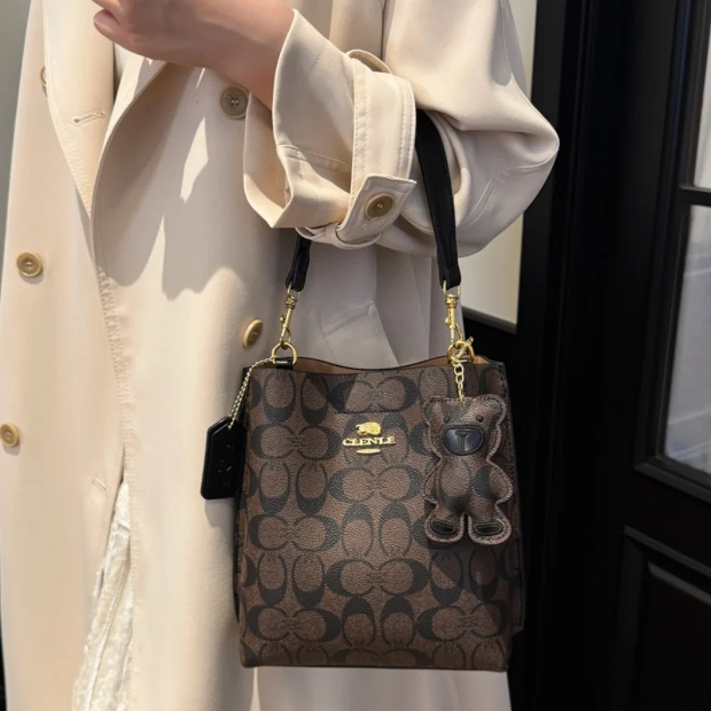 Fashionable style, elegant and luxurious handbag in the shape of a bucket, versatile and suitable for all occasions, single-shou - Image 6