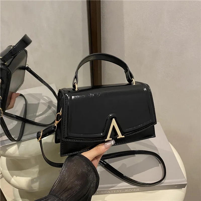 Women's Single Shoulder Underarm French Pure Color Crossbody Bag - Image 6