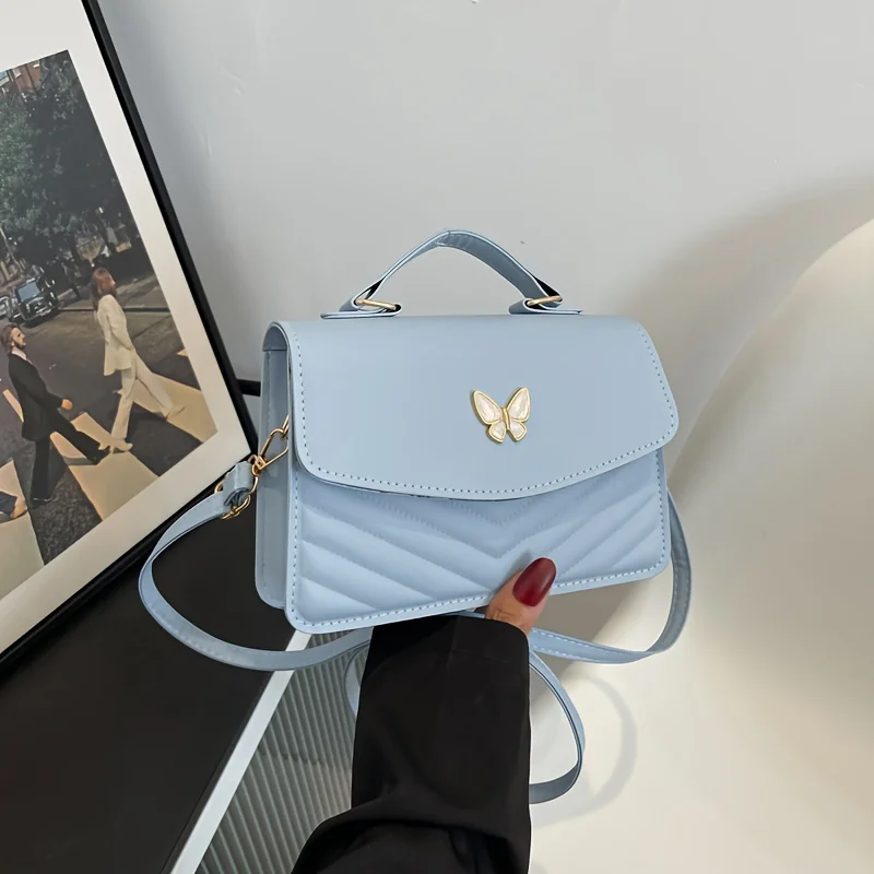 Women's Leather Crossbody Bags, Suitable for Commuting and Travel - Image 10