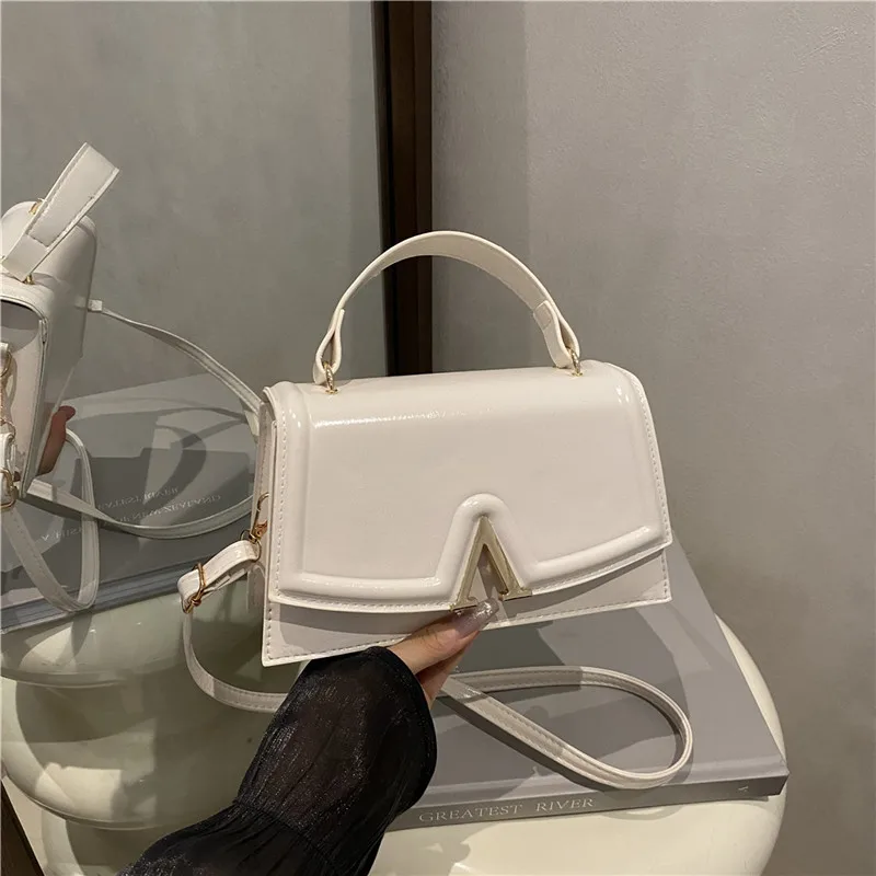 Women's Single Shoulder Underarm French Pure Color Crossbody Bag - Image 7
